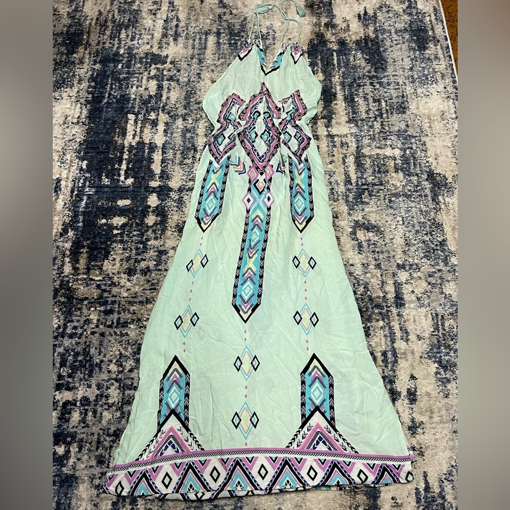 No boundaries large light green patterned maxi dress